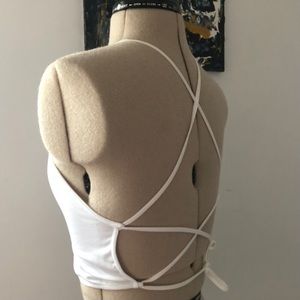 Aritzia Babaton Arial Seamless Top